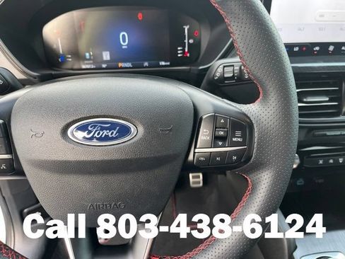 Used 2023 Ford Escape ST-Line w/ Tech Pack #1 FWD image 17