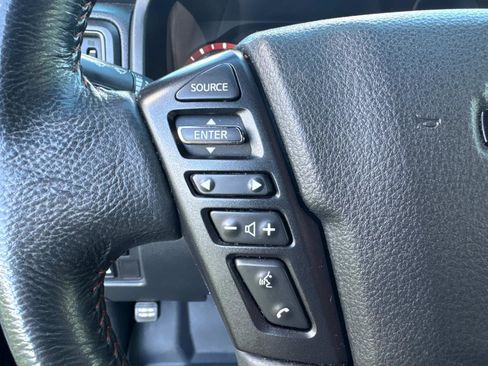 Used 2022 Nissan Titan PRO-4X w/ Pro-4x Utility Package AWD/4WD image 33