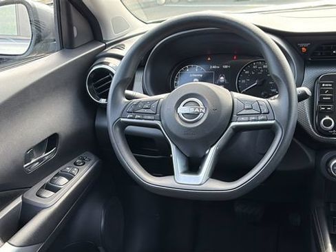 Used 2023 Nissan Kicks SV FWD image 23