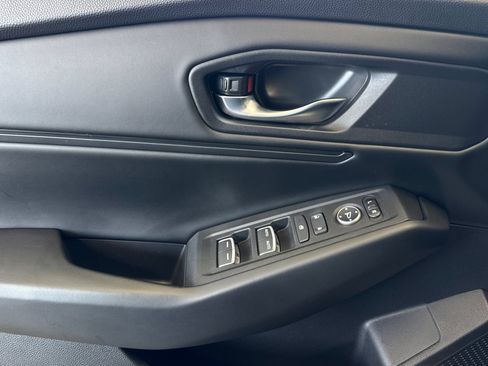 Certified 2024 Honda Accord EX image 11