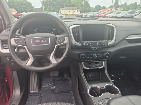 Used 2023 GMC Terrain SLE w/ Driver Convenience Package AWD/4WD image 12