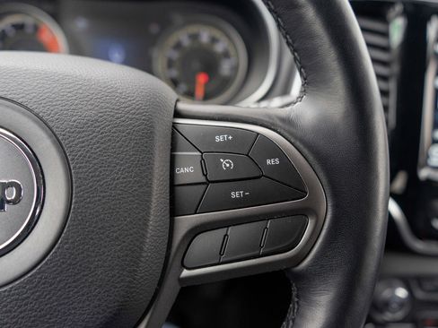 Used 2020 Jeep Cherokee Limited AWD/4WD image 25
