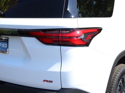 Certified 2023 Chevrolet Traverse RS w/ LPO, Floor Liner Package image 9