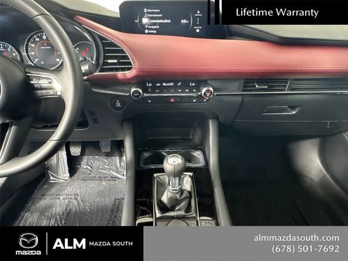 New 2026 MAZDA MAZDA3 2.5 S Hatchback w/ Premium Pkg FWD image 28