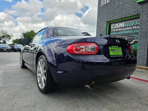 Used 2011 MAZDA MX-5 Miata Grand Touring w/ Premium Pkg RWD image 9