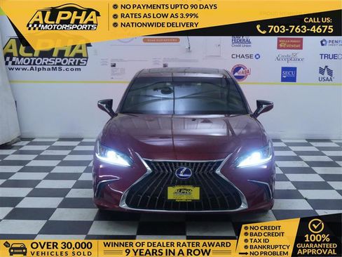 Used 2022 Lexus ES 300h w/ Premium Package image 1