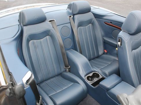 Used 2010 Maserati GranTurismo image 15