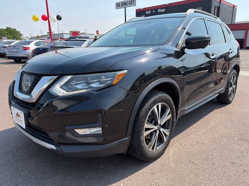 Used 2017 Nissan Rogue SL w/ SL Premium Package AWD/4WD image 3