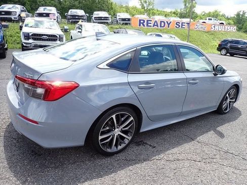 Used 2023 Honda Civic Touring image 8