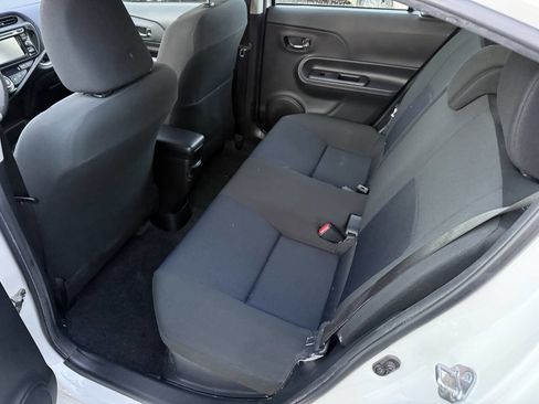 Used 2016 Toyota Prius C Three image 12