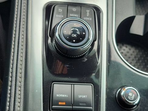 Used 2016 Nissan Maxima Platinum w/ Interior Lighting Package FWD image 28