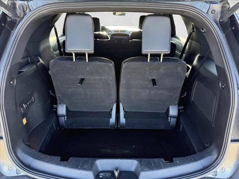 Used 2018 Ford Explorer Sport w/ Equipment Group 401A image 7