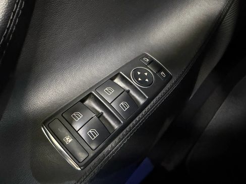 Used 2013 Tesla Model S image 26