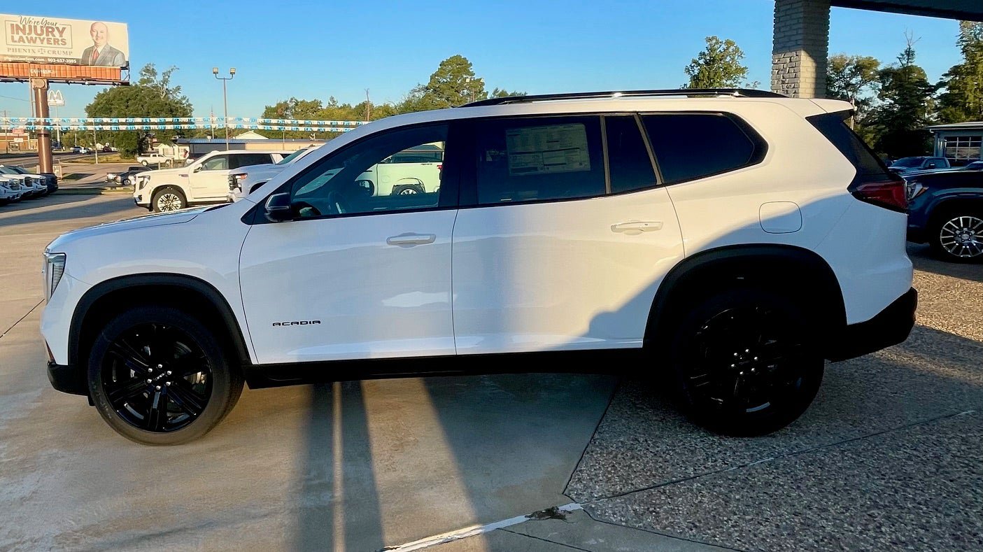 New 2026 GMC Acadia Elevation w/ Black Edition FWD image 4