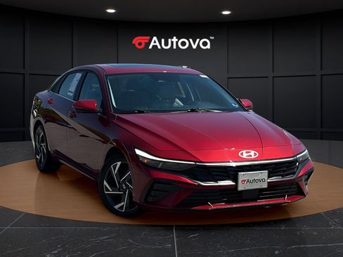 Used 2024 Hyundai Elantra Limited FWD image 7