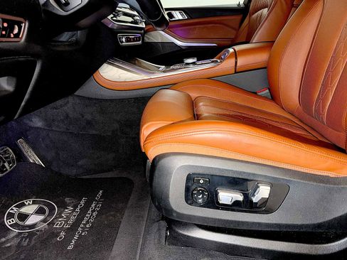 Used 2023 BMW X7 xDrive40i w/ Executive Package image 10