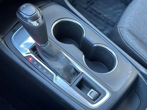 Used 2019 Chevrolet Equinox LT image 25