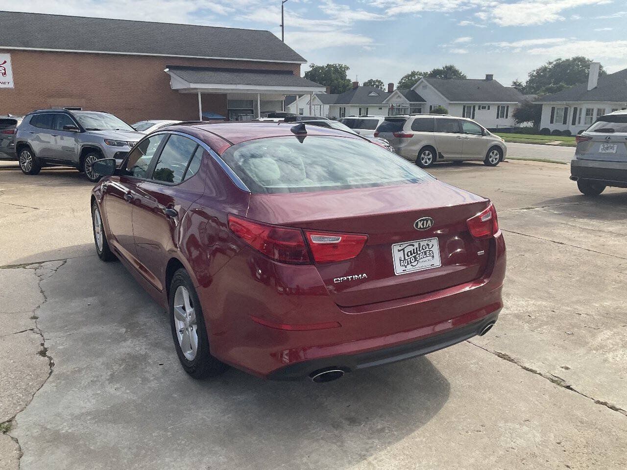 Used 2015 Kia Optima LX FWD image 5