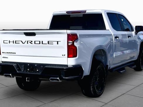Used 2024 Chevrolet Silverado 1500 LT Trail Boss w/ Convenience Package II AWD/4WD image 13
