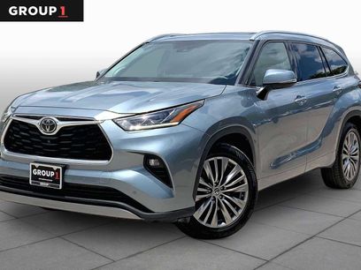 Used 2021 Toyota Highlander Platinum