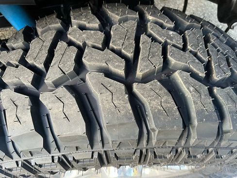 Used 2024 RAM 2500 Big Horn w/ Off Road Package image 12