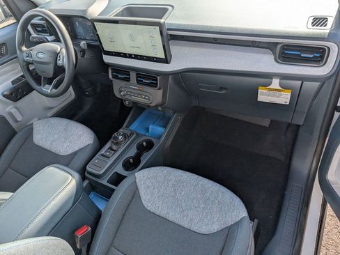 New 2025 Ford Maverick XLT image 49