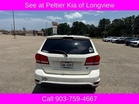 Used 2019 Dodge Journey SE w/ Premium Group FWD image 6