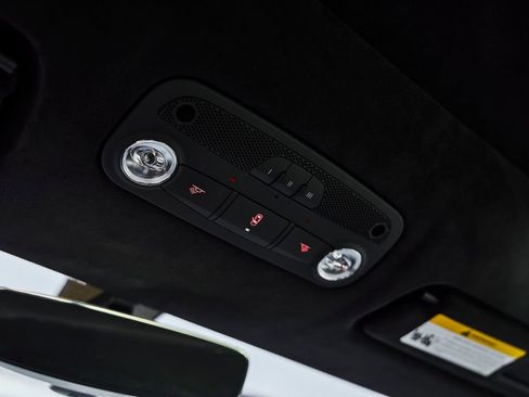 Used 2021 Lamborghini Huracan EVO image 71