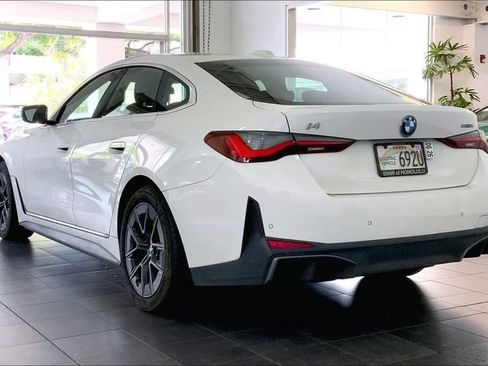 Used 2023 BMW i4 eDrive35 RWD image 5