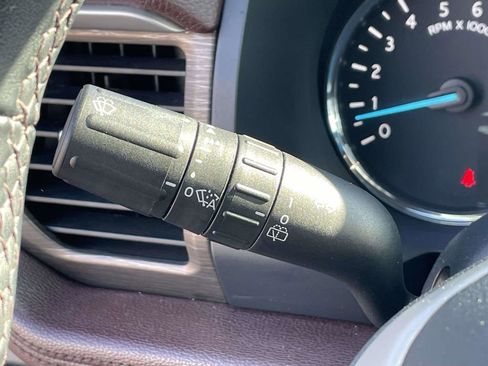 Certified 2024 Ford Expedition Limited image 24