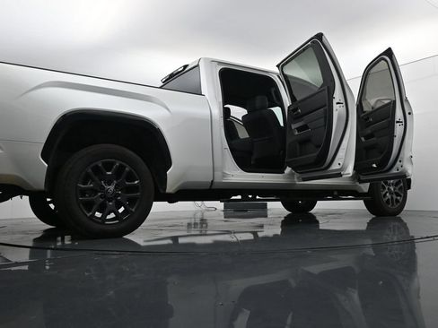 Used 2026 Toyota Tundra Platinum AWD/4WD image 29