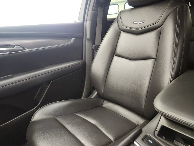 Used 2024 Cadillac XT5 Luxury FWD image 61