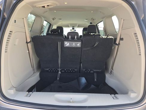 Used 2017 Chrysler Pacifica Touring-L Plus image 16
