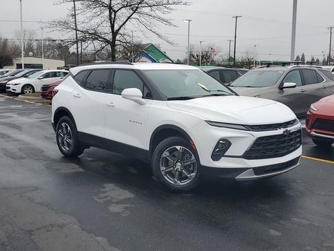 Certified 2024 Chevrolet Blazer LT w/ Convenience Package image 1