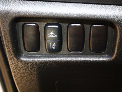 Used 2025 Mitsubishi Outlander Sport ES image 13