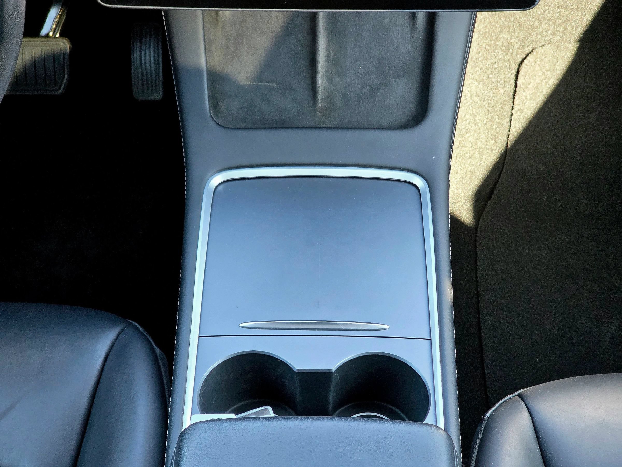 Used 2023 Tesla Model Y Long Range AWD/4WD image 31