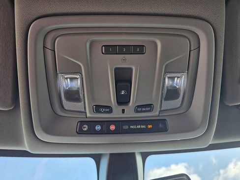 Used 2020 Chevrolet Silverado 1500 LT w/ All-Star Edition AWD/4WD image 25