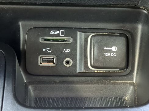 Used 2016 Jeep Cherokee Trailhawk w/ Comfort/Convenience Group image 55