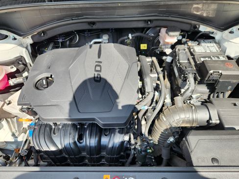 Certified 2023 Hyundai Santa Fe SE AWD/4WD image 17