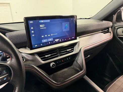 Used 2025 Ford Explorer ST-Line AWD/4WD image 76