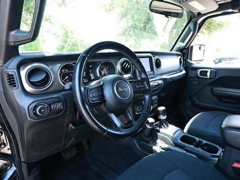 Used 2021 Jeep Wrangler Unlimited Sport AWD/4WD image 23