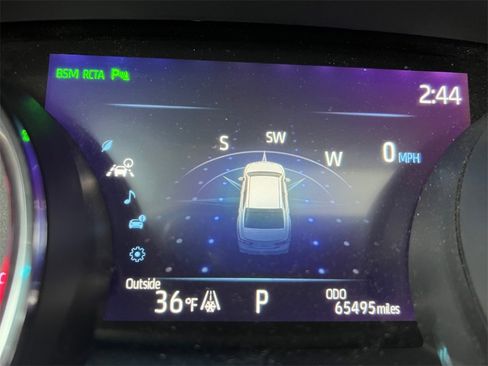 Used 2019 Toyota Camry XSE image 16