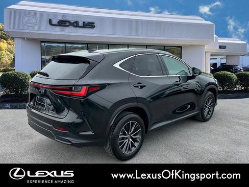 Used 2025 Lexus NX 250 FWD w/ Towing Package (2000 Lbs) image 5