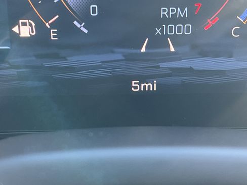 New 2026 Chevrolet Suburban Premier w/ Sun And Tow Package image 24