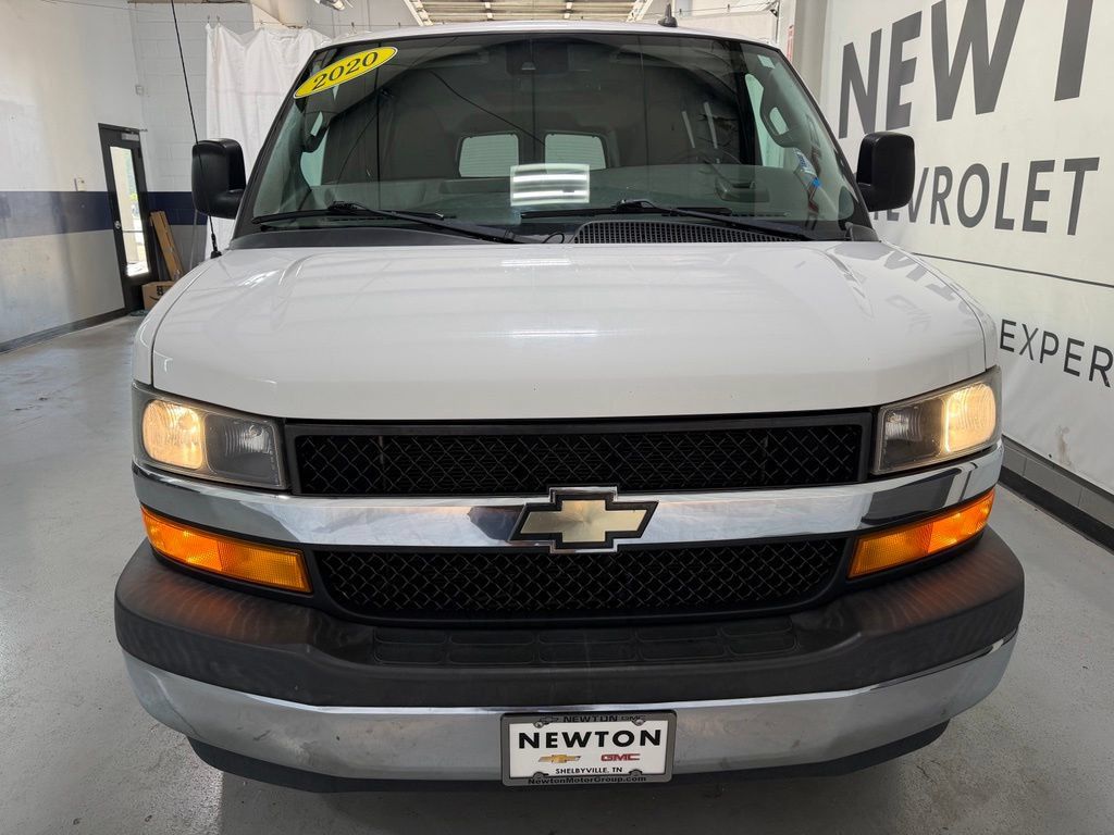 Used 2020 Chevrolet Express 3500 LT w/ LT Preferred Equipment Group RWD image 35