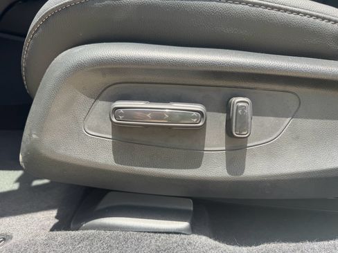 Certified 2026 Honda HR-V EX-L image 23