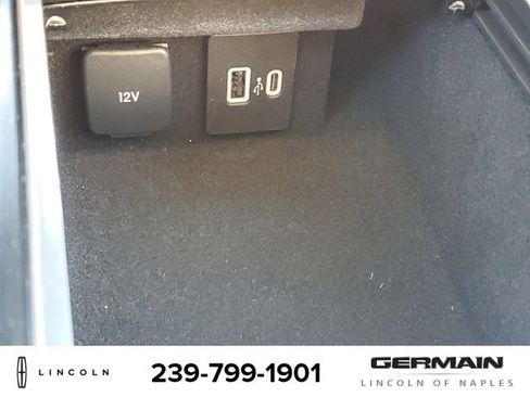 New 2026 Lincoln Corsair Premiere image 30