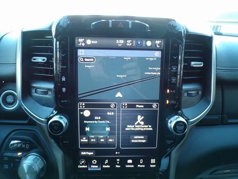 Used 2024 RAM 2500 Laramie image 25