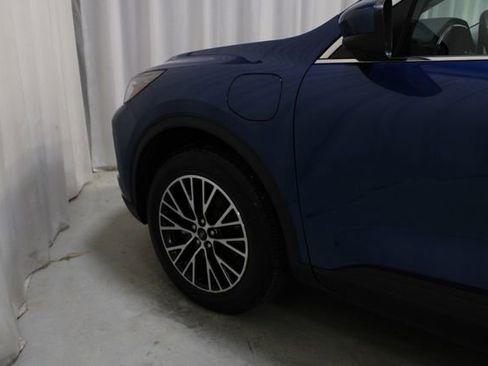 Used 2023 Ford Escape SE w/ PHEV Premium Package FWD image 30