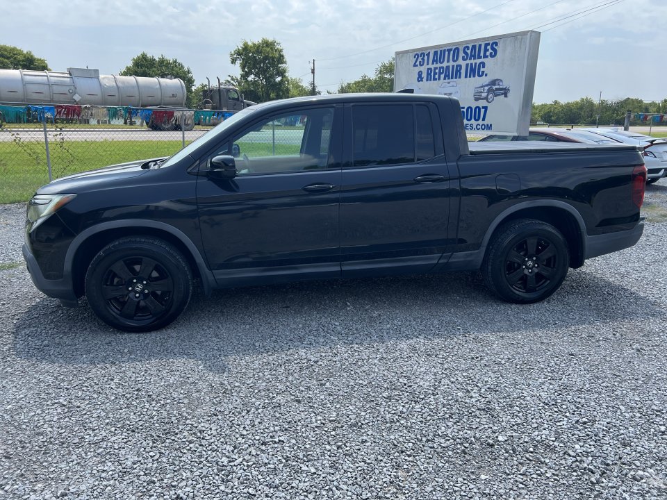 Used 2017 Honda Ridgeline Black Edition image 3